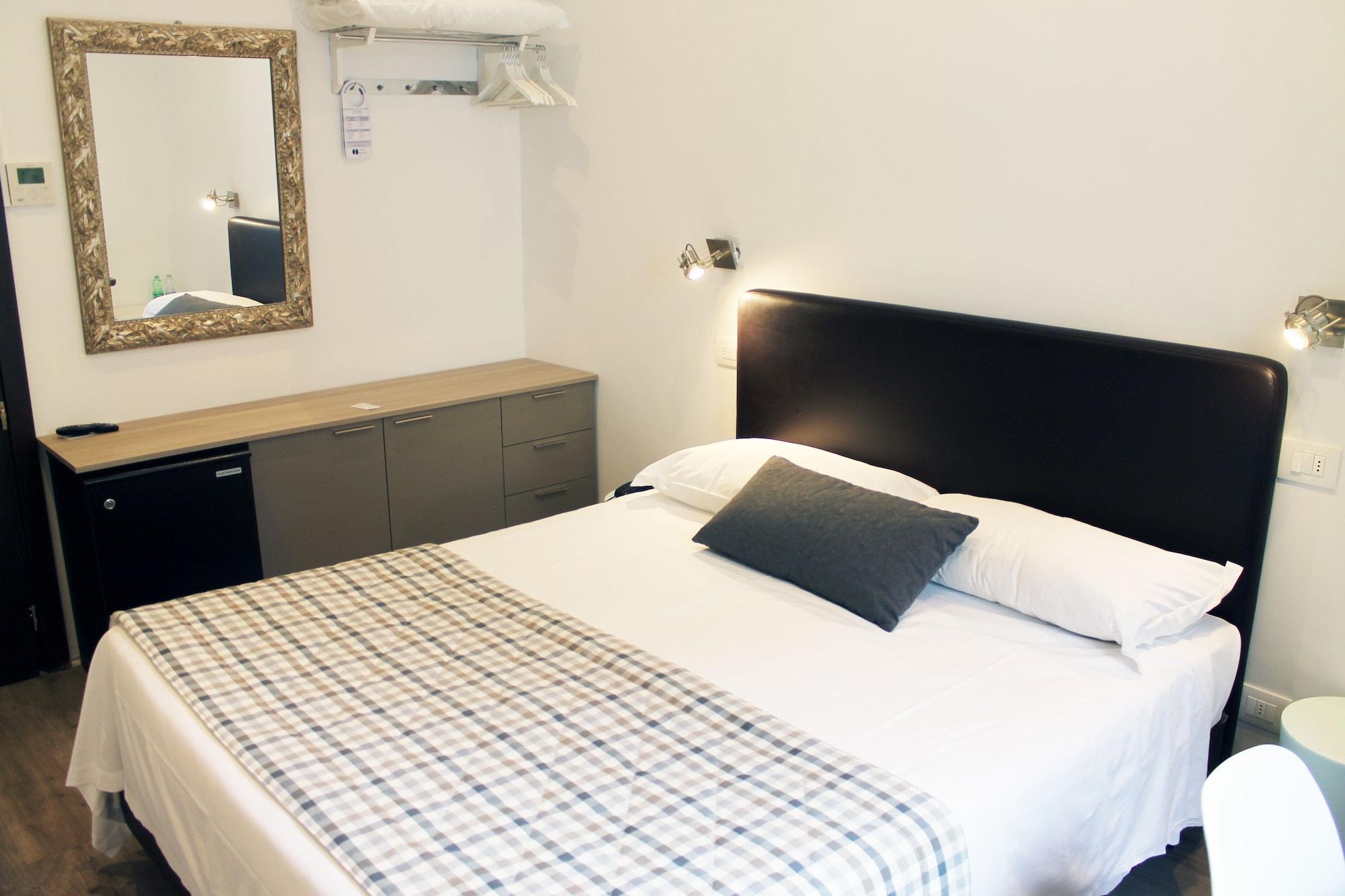 Hotel Bernina Milano Esterno foto